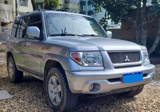 MITSUBISHI PAJERO TR4 2.0 4X4 16V 131CV GASOLINA 4P MANUAL